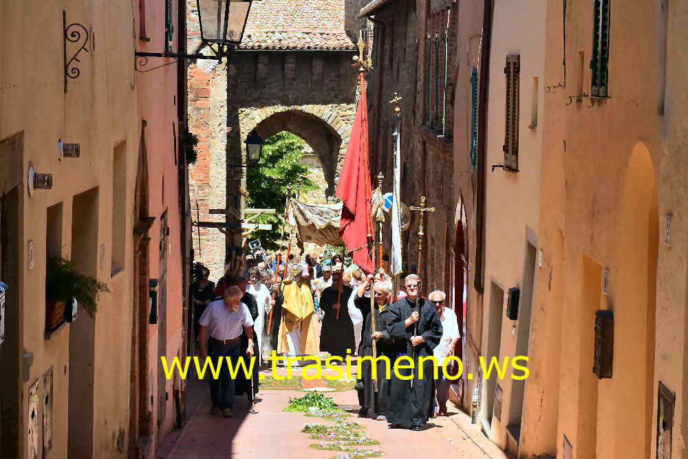 Corpus Domini a Paciano