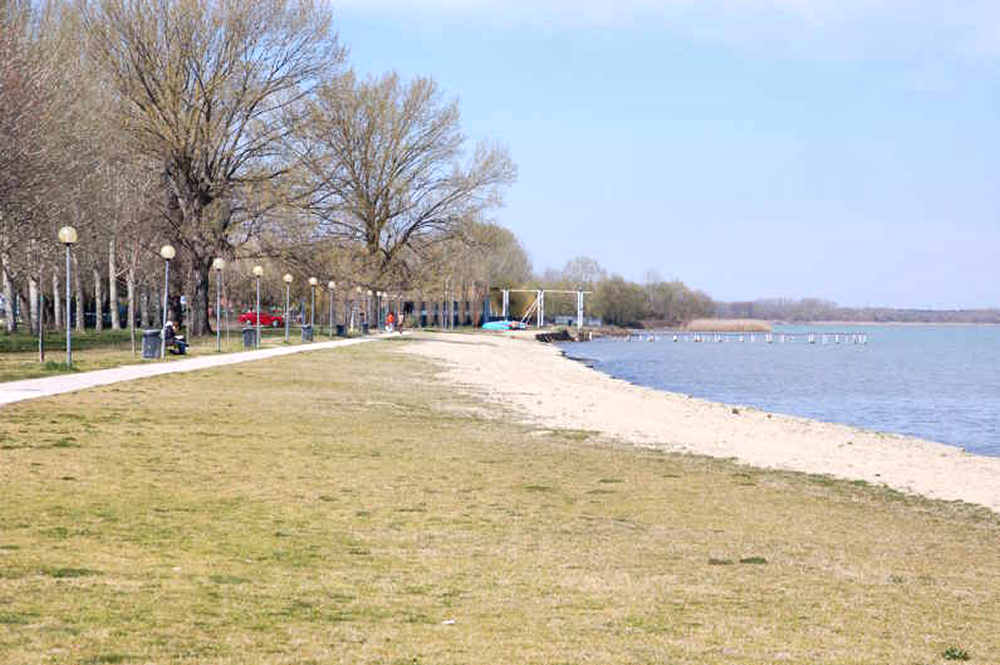 Il lungo lago di Castiglione del Lago